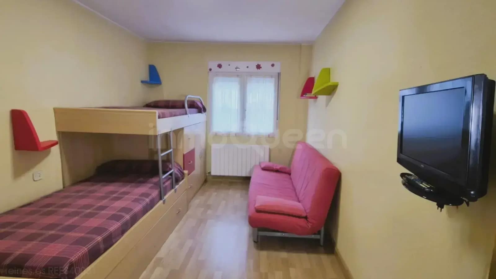 3 bedroom Flat for sale in Vegadeo - € 100,000 (Ref: 9730715)