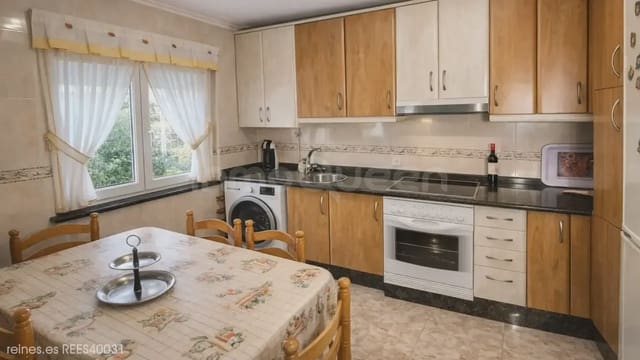 3 Zimmer Wohnung zu verkaufen in Vegadeo - 100.000 € (Ref: 9730715)