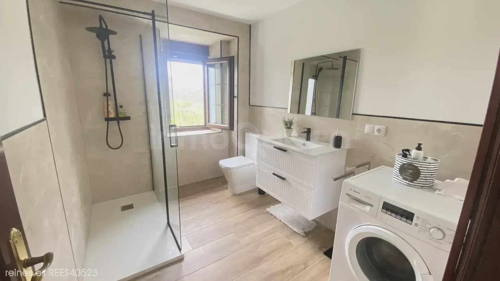 6 bedroom Apartment for sale in Alfoz de Lloredo with garage - € 599,000 (Ref: 9731247)