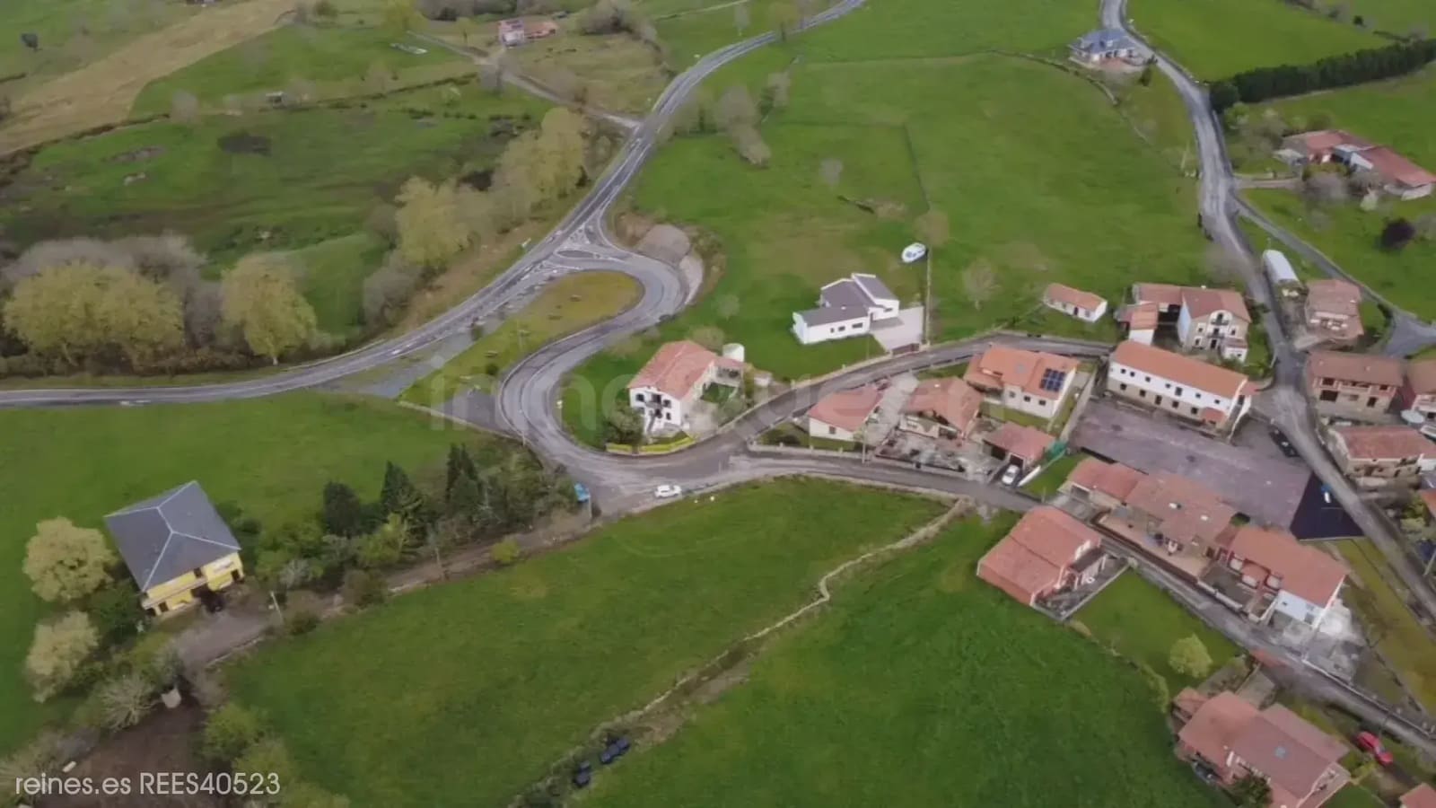 6 bedroom Apartment for sale in Alfoz de Lloredo with garage - € 599,000 (Ref: 9731247)