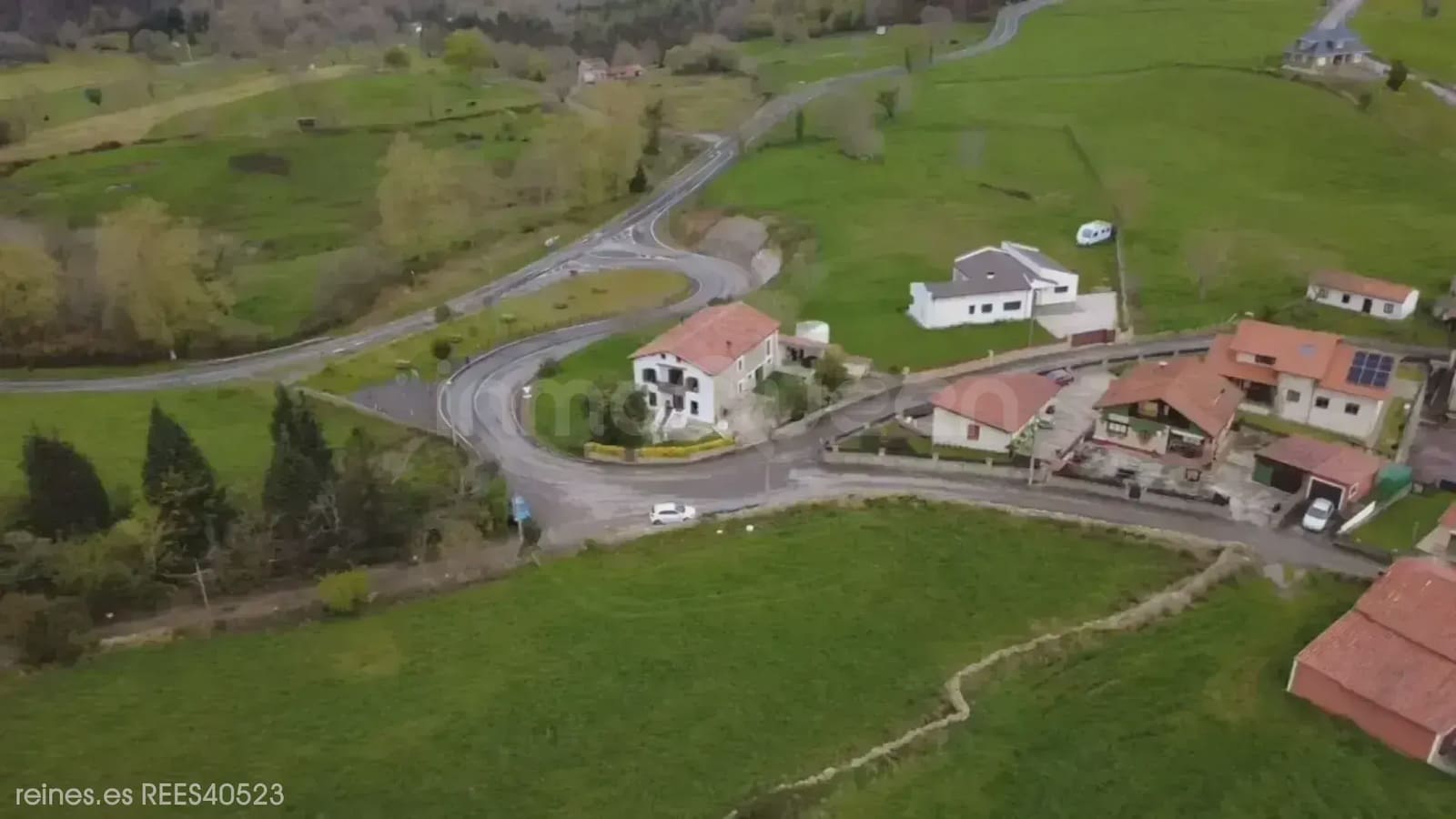 6 bedroom Finca/Country House for sale in Alfoz de Lloredo with garage - € 599,000 (Ref: 9731247)