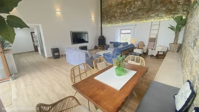 6 chambre Finca/Maison de Campagne à vendre à Alfoz de Lloredo avec garage - 599 000 € (Ref: 9731247)
