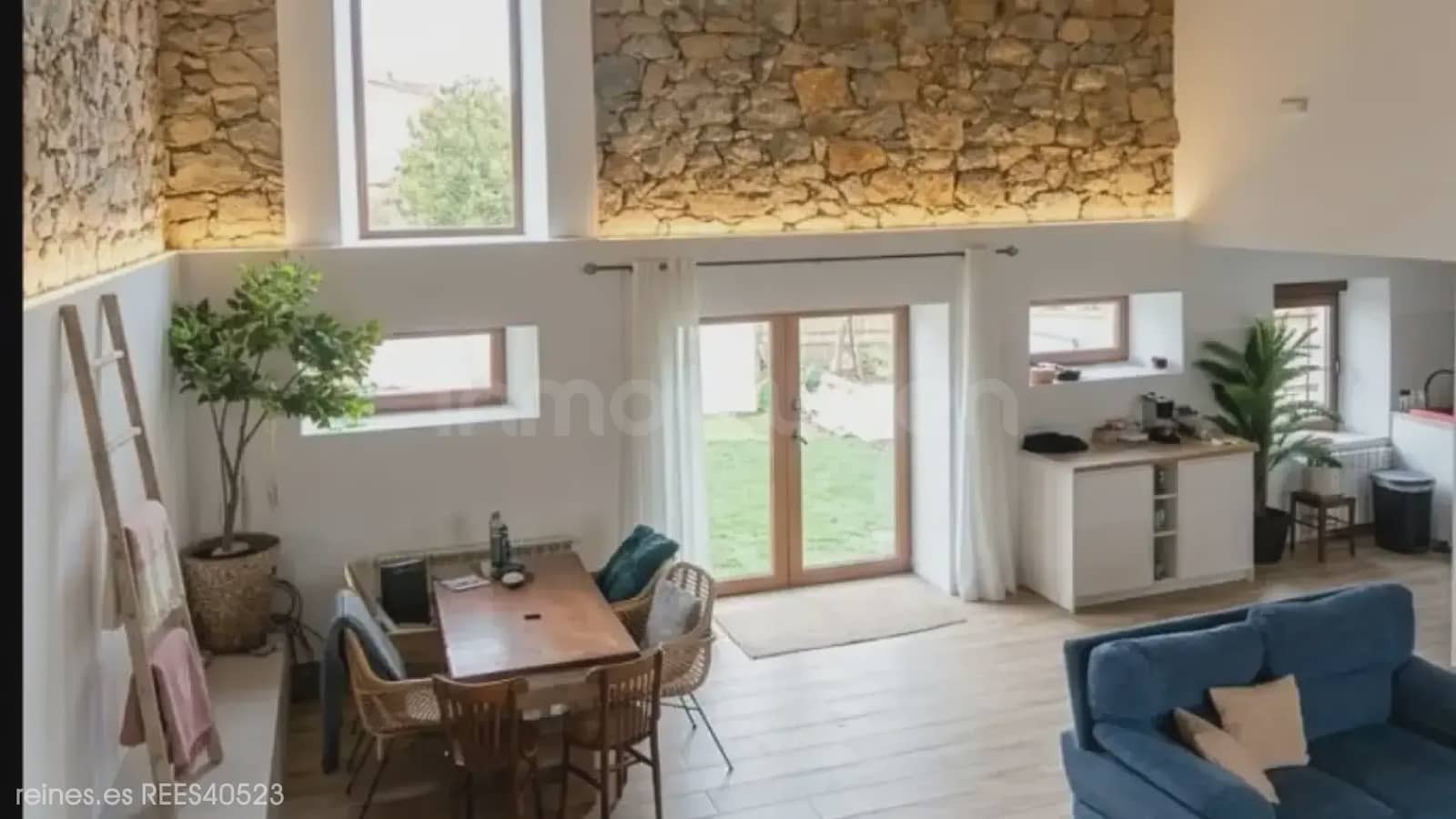 6 bedroom Finca/Country House for sale in Alfoz de Lloredo with garage - € 599,000 (Ref: 9731247)