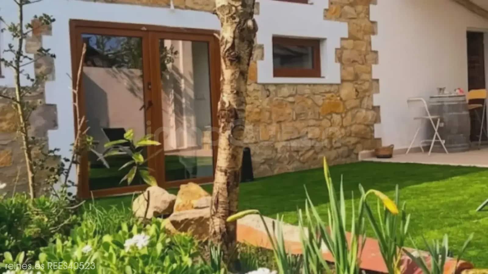 6 bedroom Finca/Country House for sale in Alfoz de Lloredo with garage - € 599,000 (Ref: 9731247)
