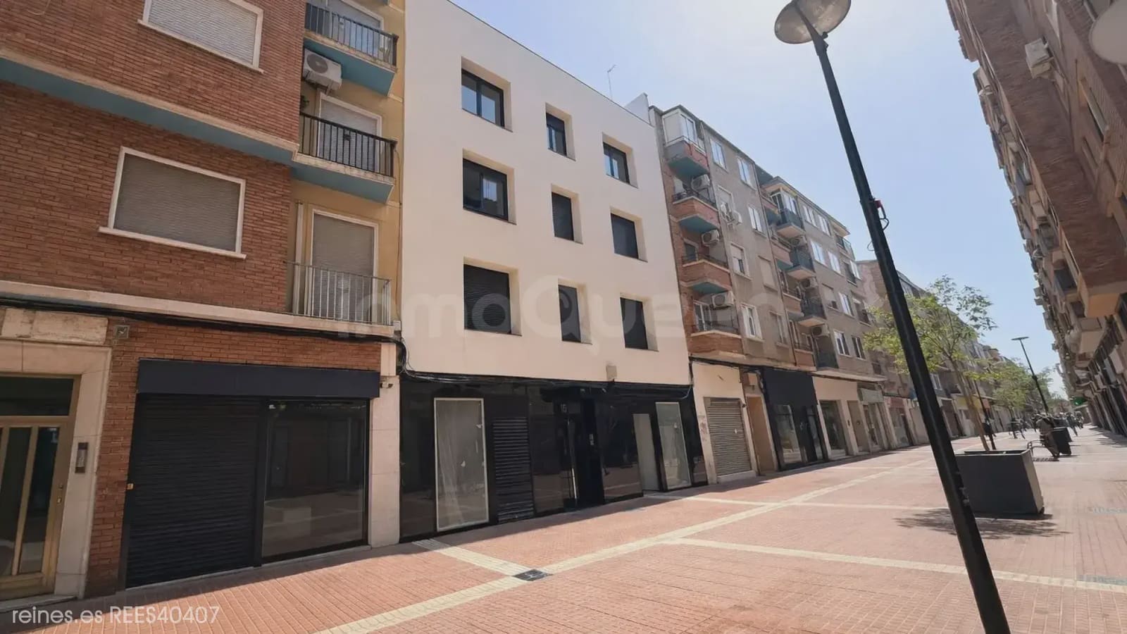 2 bedroom Flat for sale in Zaragoza city - € 243,000 (Ref: 9736175)