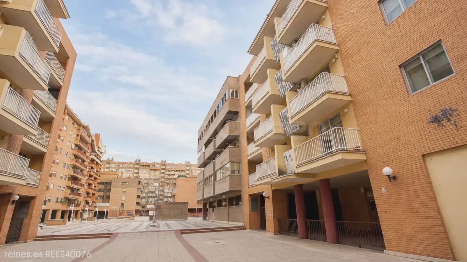 3 camera da letto Appartamento in vendita in Saragozza citta con garage - 270.000 € (Rif: 9736176)