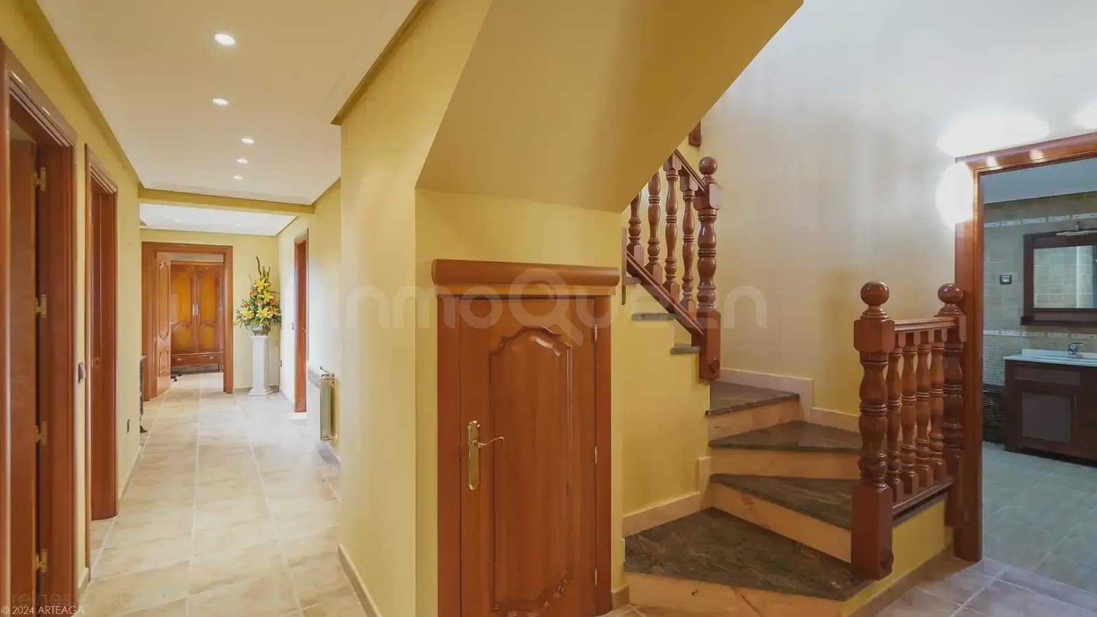 5 bedroom Apartment for sale in Orusco de Tajuna with garage - € 550,000 (Ref: 9748413)