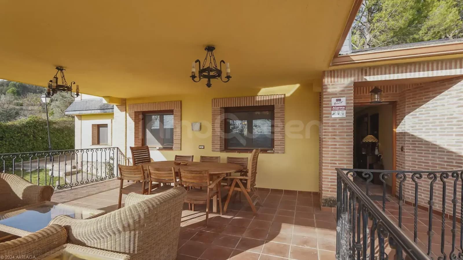 5 bedroom Apartment for sale in Orusco de Tajuna with garage - € 550,000 (Ref: 9748413)