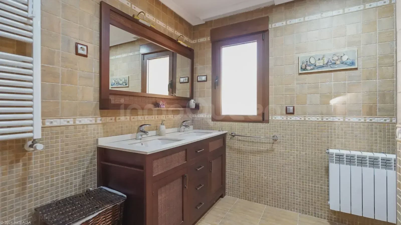 5 bedroom Apartment for sale in Orusco de Tajuna with garage - € 550,000 (Ref: 9748413)