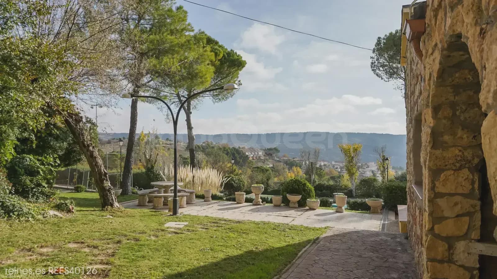 6 bedroom Apartment for sale in Orusco de Tajuna with garage - € 550,000 (Ref: 9748413)