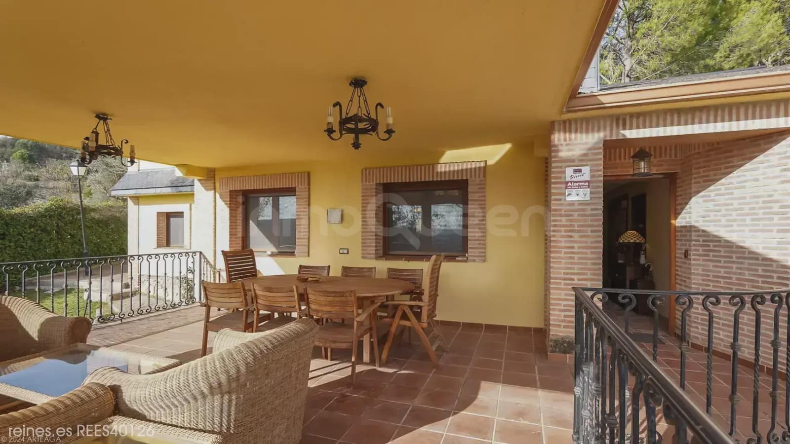 6 bedroom Apartment for sale in Orusco de Tajuna with garage - € 550,000 (Ref: 9748413)