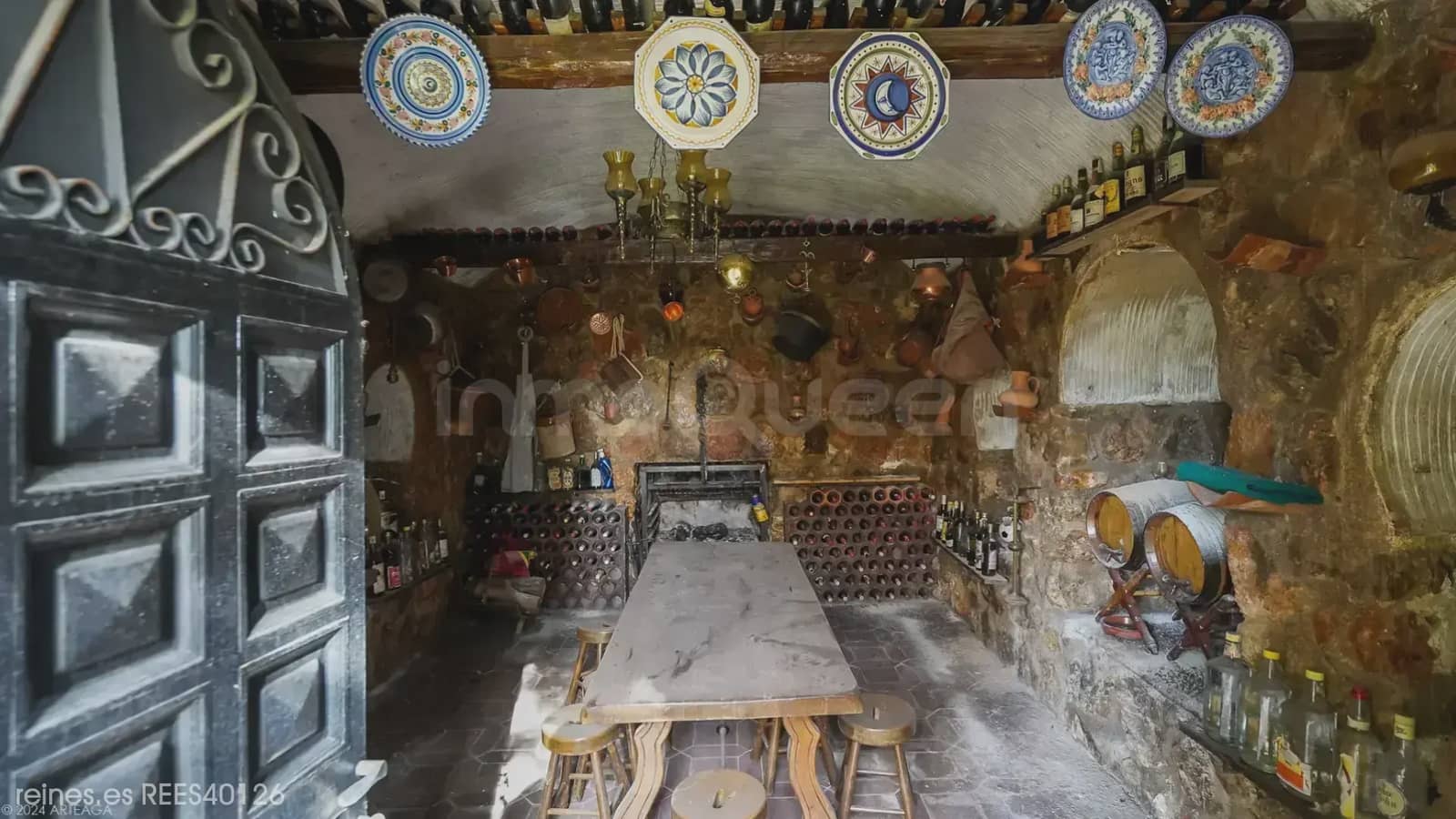 6 bedroom Apartment for sale in Orusco de Tajuna with garage - € 550,000 (Ref: 9748413)