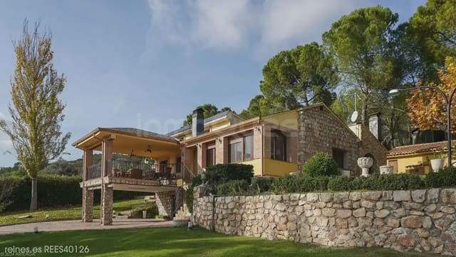 6 bedroom Apartment for sale in Orusco de Tajuña with garage - € 550,000 (Ref: 9748413)