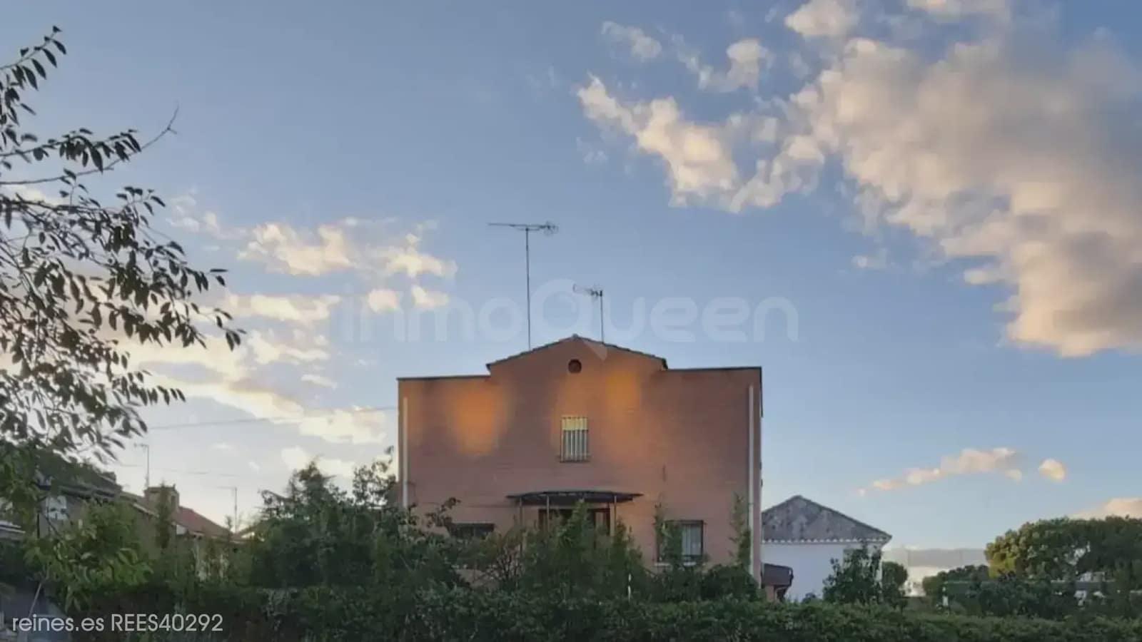 4 soveværelse Semi-Rækkehus til salg i Alcobendas - € 1.090.000 (Ref: 9748414)