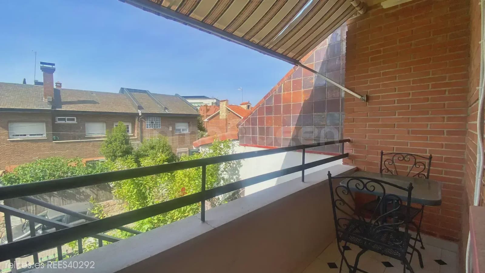Pareado de 4 habitaciones en Alcobendas en venta - 1.090.000 € (Ref: 9748414)