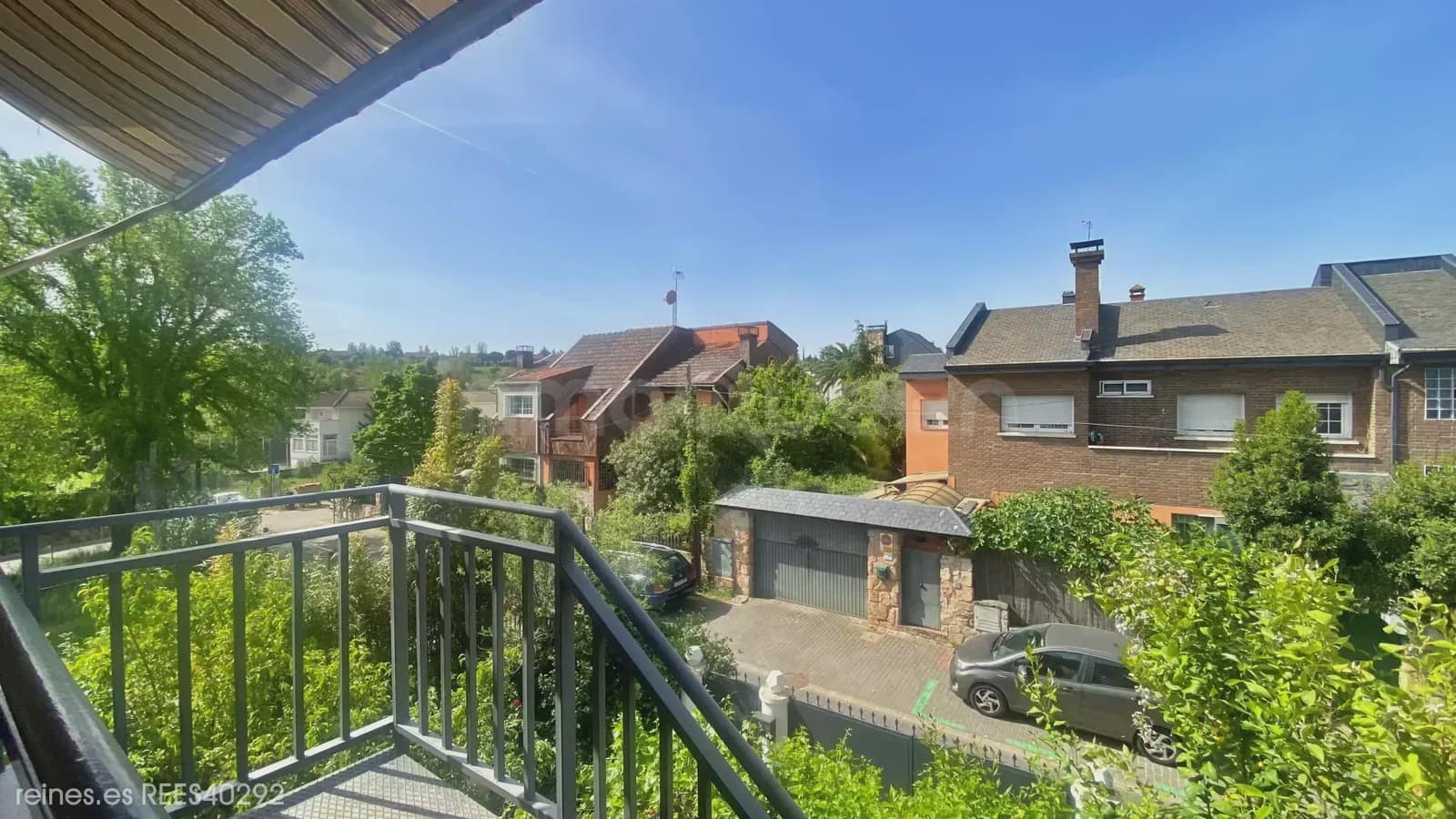 4 bedroom Semi-detached Villa for sale in Alcobendas with pool - € 975,000 (Ref: 9748414)