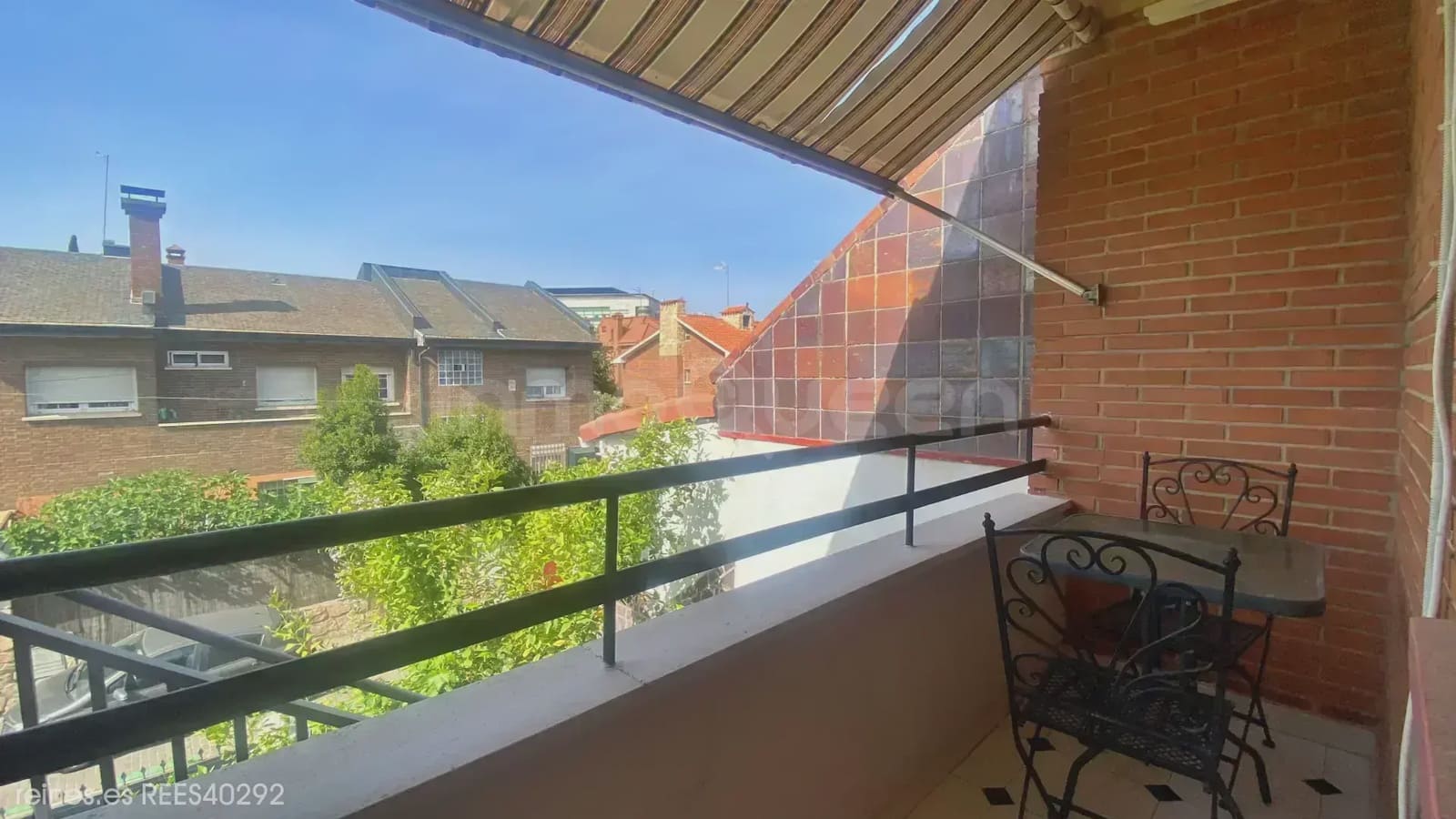 4 bedroom Semi-detached Villa for sale in Alcobendas with pool - € 975,000 (Ref: 9748414)