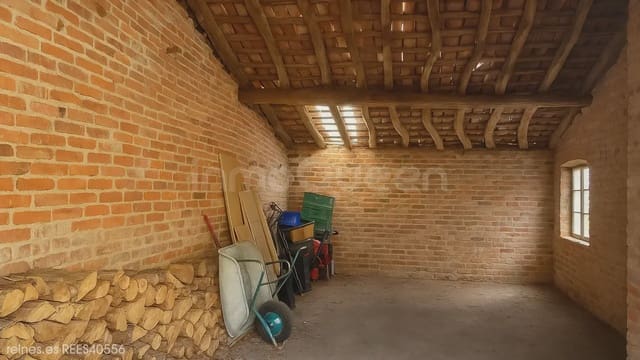 Finca/Country House for sale in Llanes - € 62,000 (Ref: 9756734)
