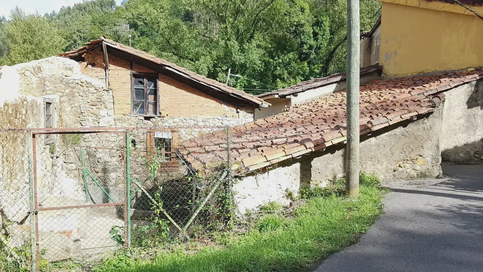 3 chambre Finca/Maison de Campagne à vendre à Grado - 28 000 € (Ref: 9760115)