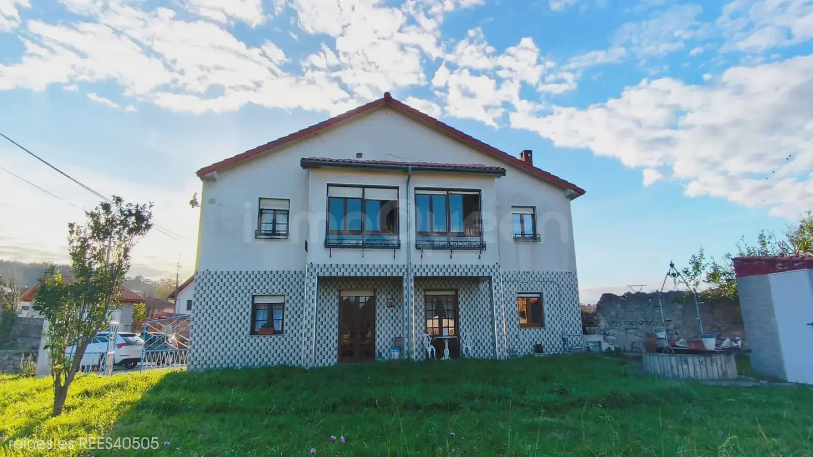 3 bedroom Semi-detached Villa for sale in Miengo - € 449,000 (Ref: 9762395)