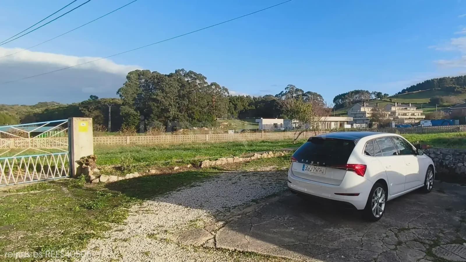 3 bedroom Semi-detached Villa for sale in Miengo - € 449,000 (Ref: 9762395)