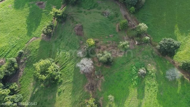 Rakentamaton maa myytävänä paikassa Torrelavega - 79 000 € (Ref: 9762396)