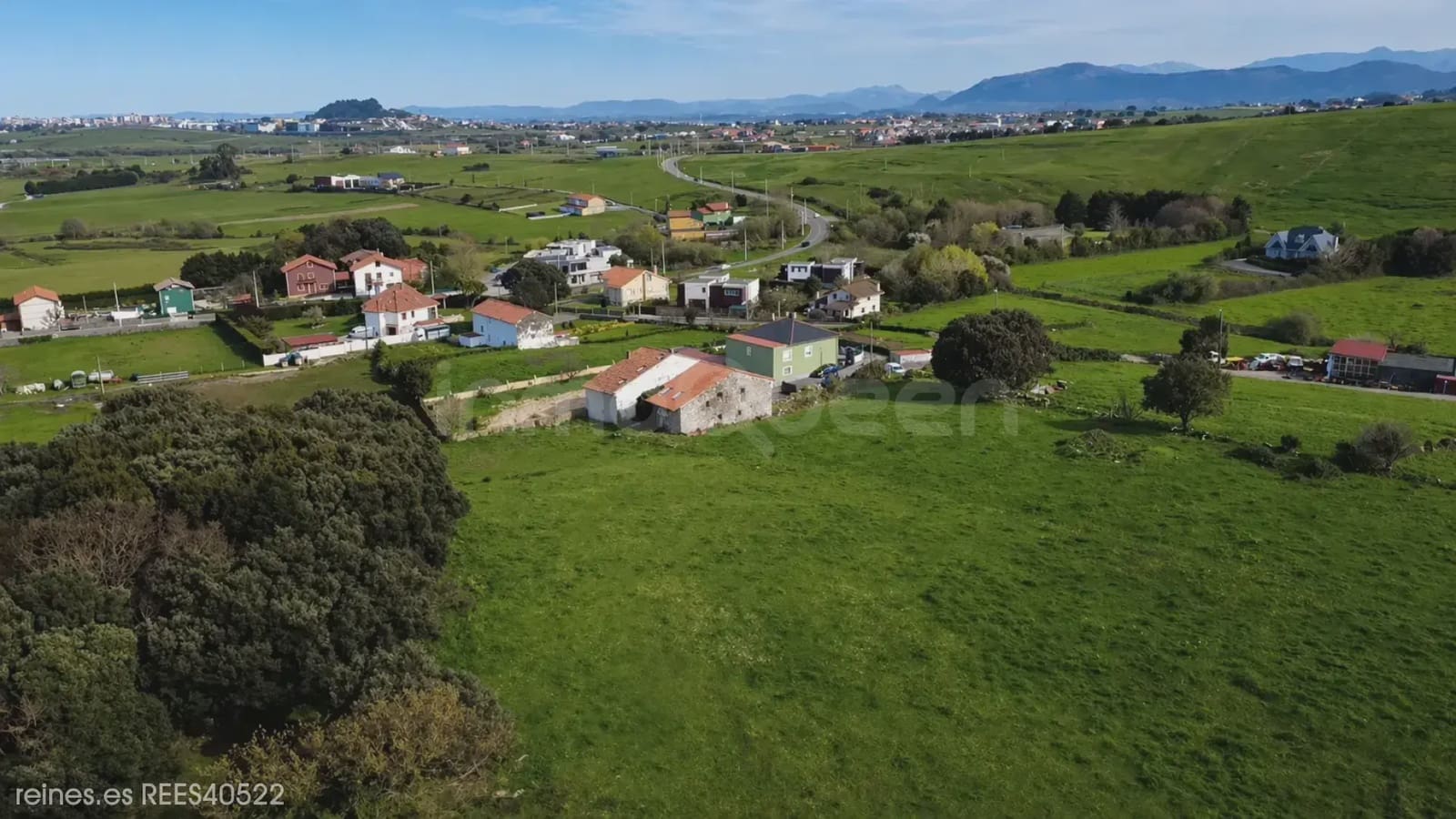 3 sovrum Lägenhet till salu i Santa Cruz de Bezana - 349 000 € (Ref: 9762399)