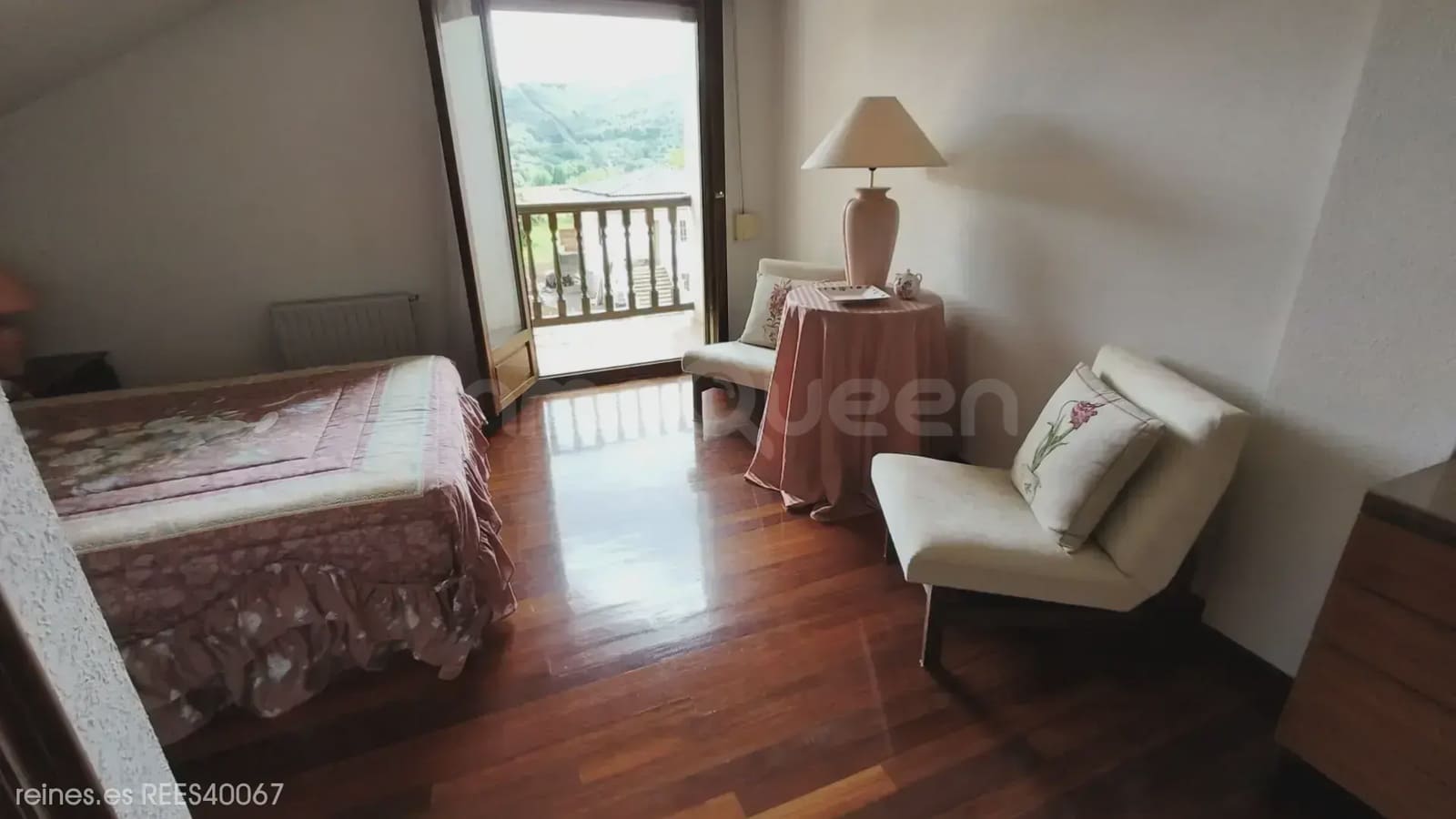 Semi-Rækkehus til salg i Rasines - € 265.000 (Ref: 9763446)