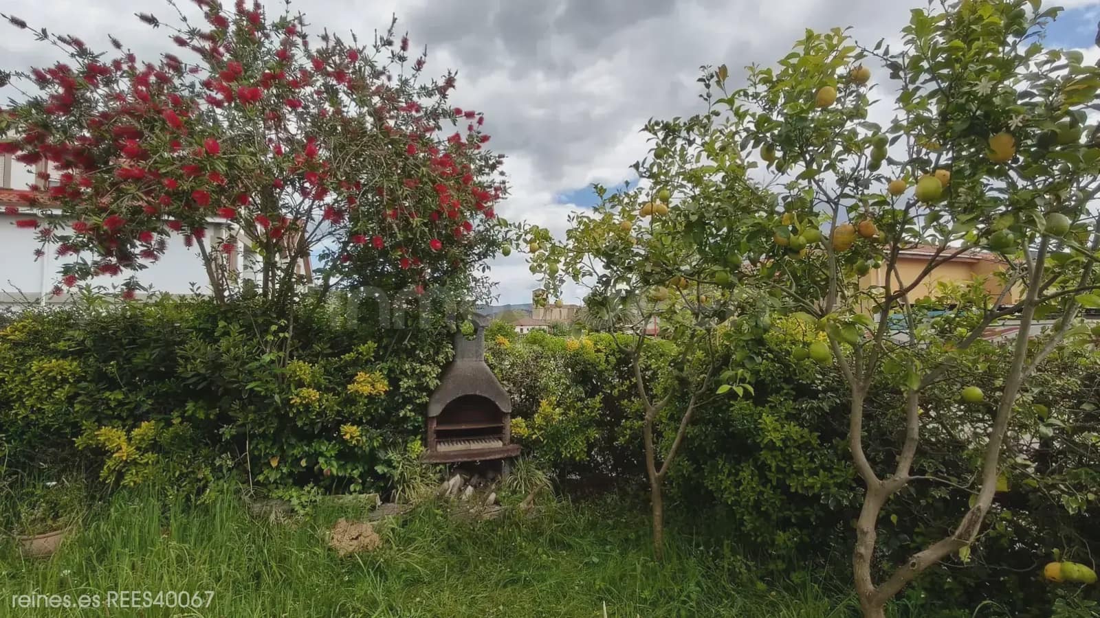 Semi-Rækkehus til salg i Rasines - € 265.000 (Ref: 9763446)