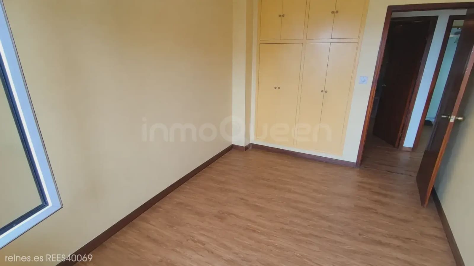 3 bedroom Flat for sale in Santander with garage - € 289,000 (Ref: 9763448)