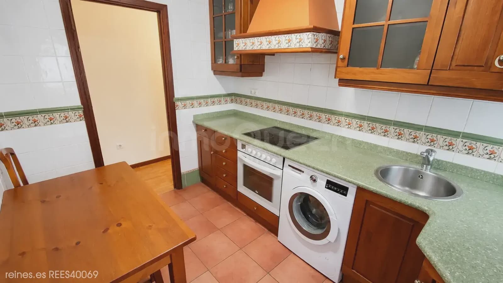 3 bedroom Flat for sale in Santander with garage - € 289,000 (Ref: 9763448)