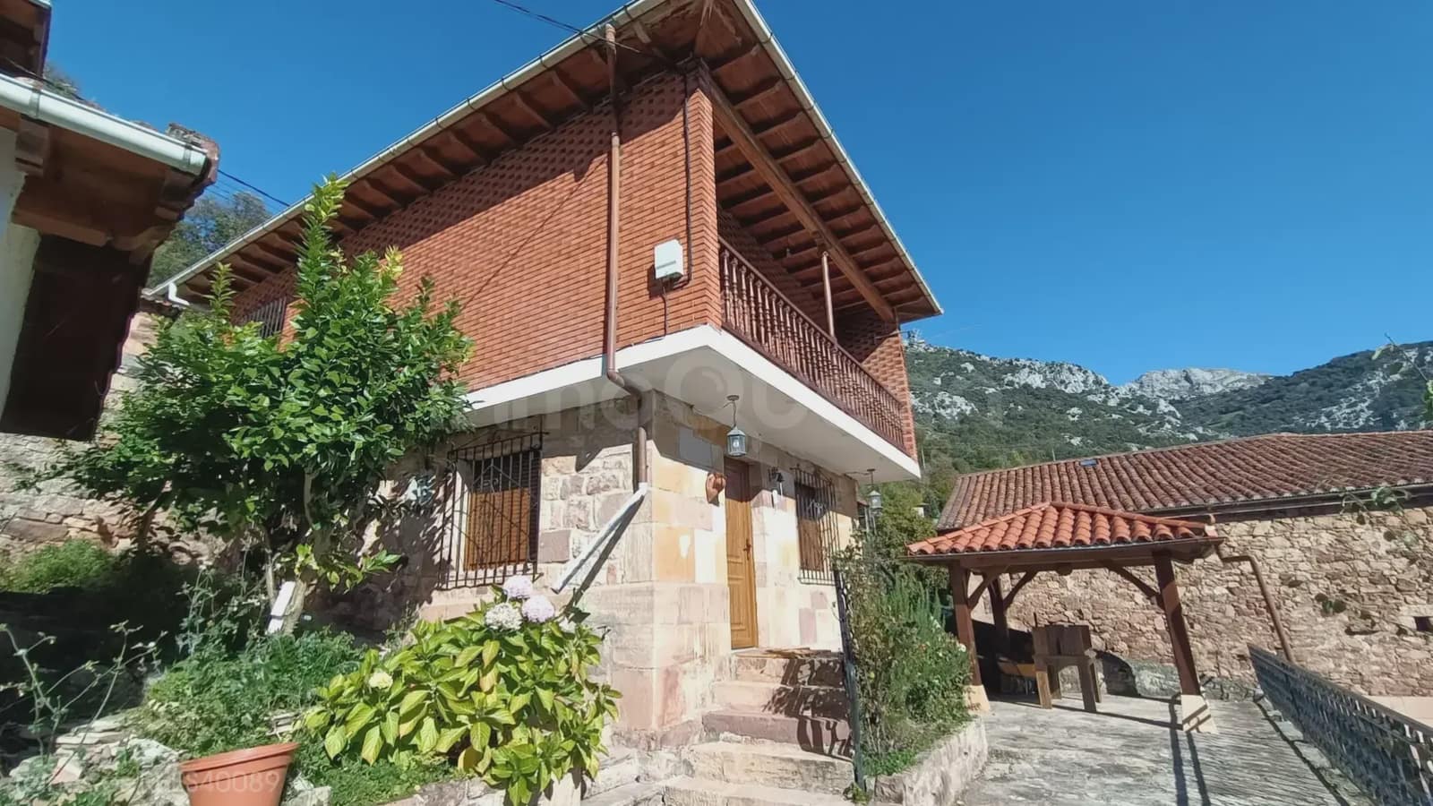 3 soveværelse Finca/Landehus til salg i Penarrubia - € 349.000 (Ref: 9763450)