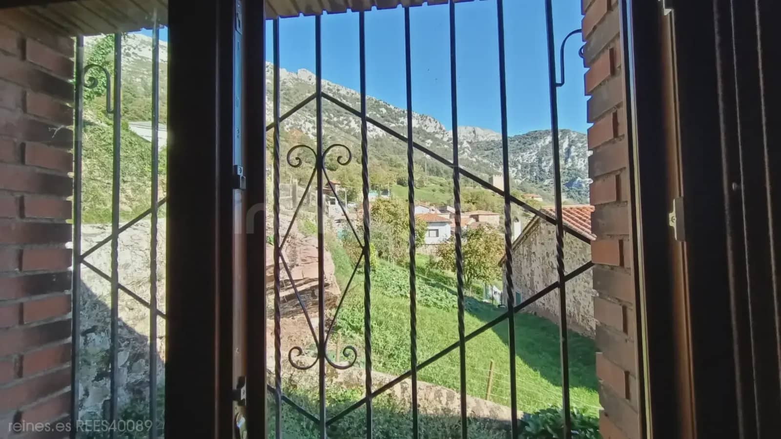 3 soveværelse Finca/Landehus til salg i Penarrubia - € 349.000 (Ref: 9763450)