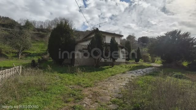 4 soveværelse Finca/Landehus til salg i Cillorigo de Liébana - € 360.000 (Ref: 9763451)
