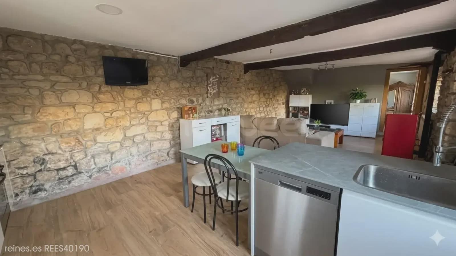 3 bedroom Semi-detached Villa for sale in Las Rozas de Valdearrollo with garage - € 156,000 (Ref: 9763452)