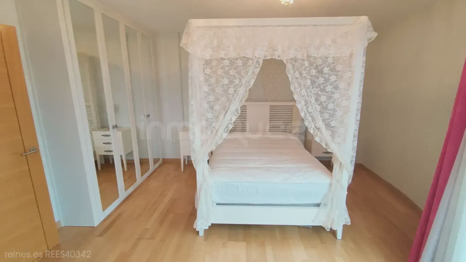 2 soveværelse Lejlighed til salg i Santander med garage - € 367.000 (Ref: 9763456)