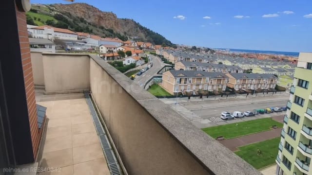 2 soveværelse Lejlighed til salg i Santander med garage - € 367.000 (Ref: 9763456)