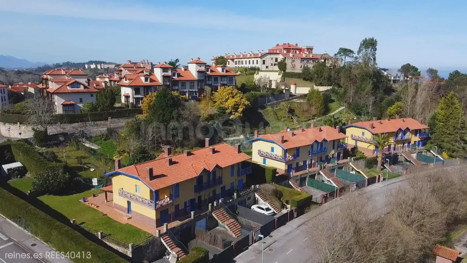 3 bedroom Terraced Villa for sale in Comillas with garage - € 540,000 (Ref: 9763457)