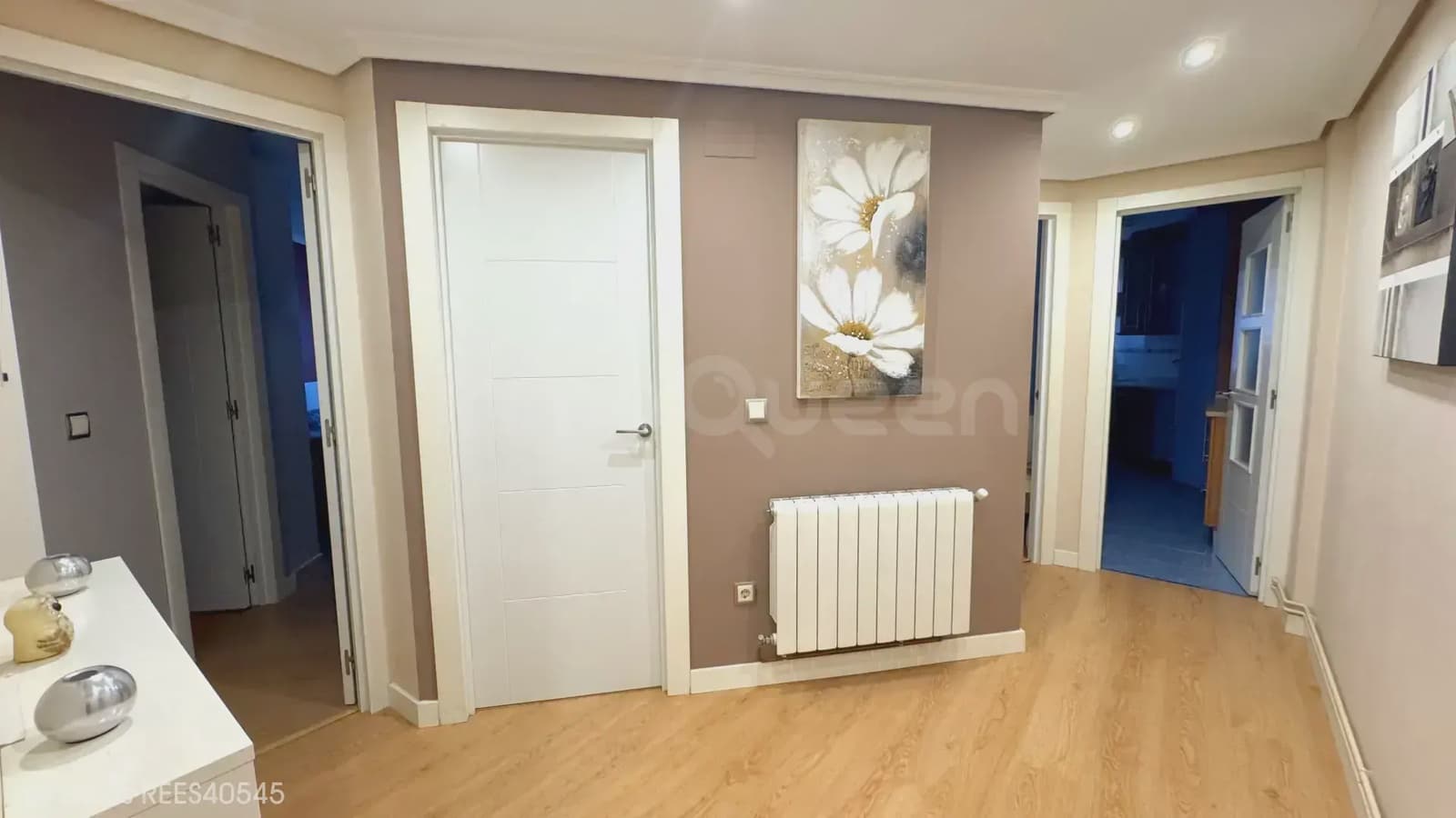 3 bedroom Flat for sale in Los Corrales de Buelna with garage - € 189,000 (Ref: 9781406)