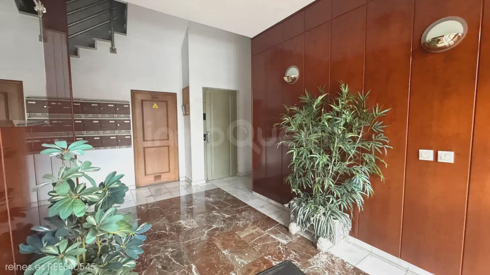 3 bedroom Flat for sale in Los Corrales de Buelna with garage - € 189,000 (Ref: 9781406)