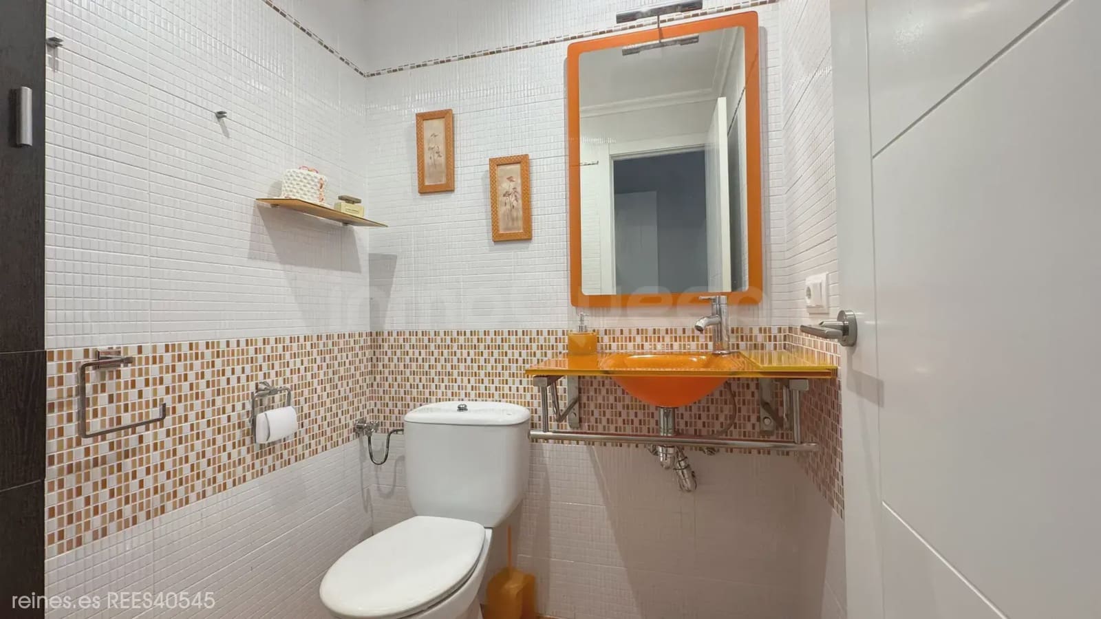 3 bedroom Flat for sale in Los Corrales de Buelna with garage - € 189,000 (Ref: 9781406)