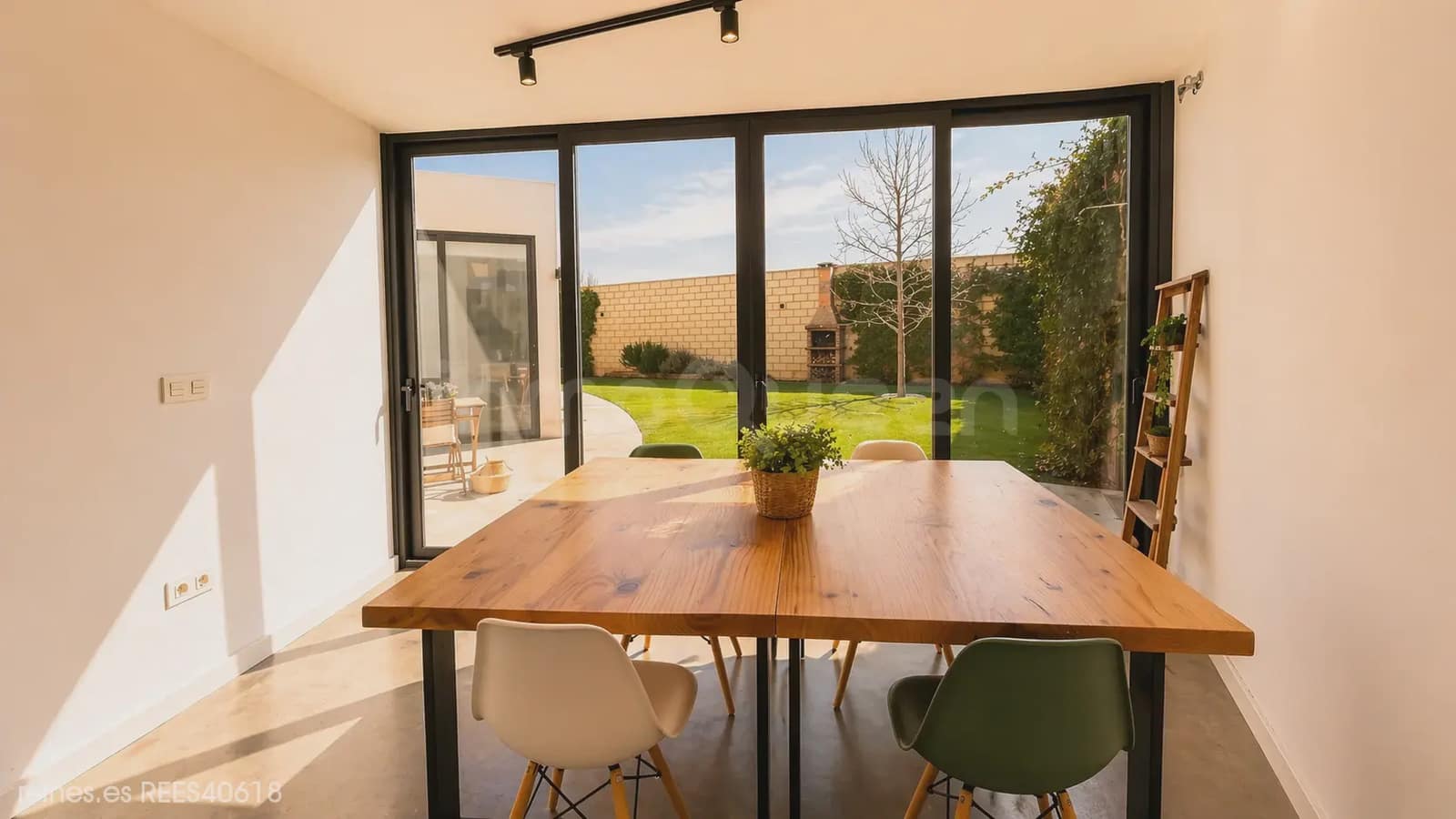 3 bedroom Apartment for sale in Cuarte de Huerva with garage - € 550,000 (Ref: 9793371)