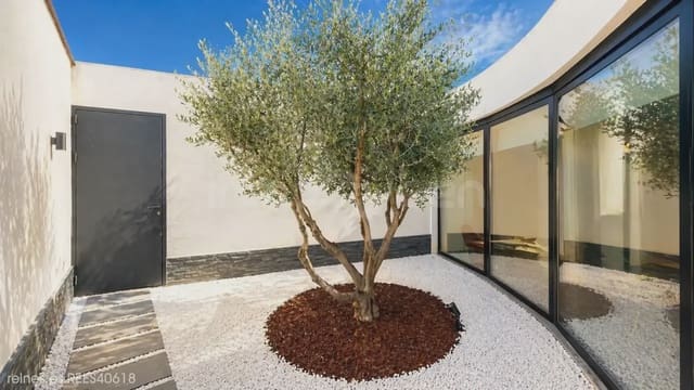 3 bedroom Apartment for sale in Cuarte de Huerva with garage - € 550,000 (Ref: 9793371)