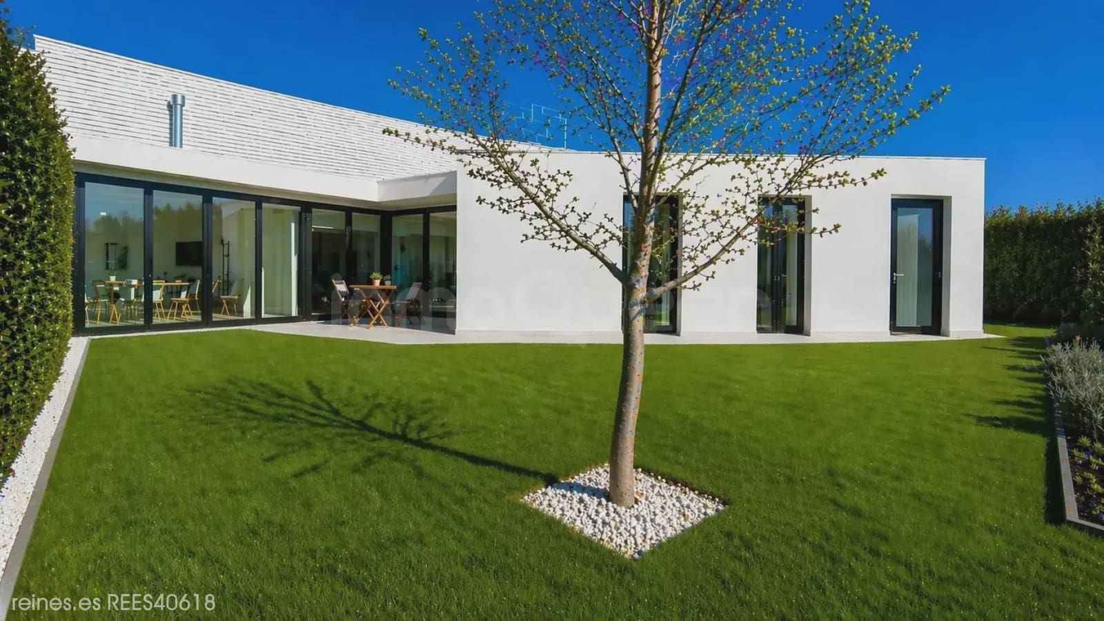 3 bedroom Apartment for sale in Cuarte de Huerva with garage - € 550,000 (Ref: 9793371)