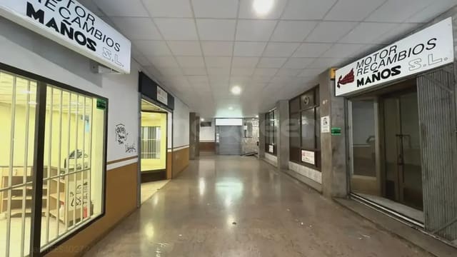 Negocio en Zaragoza ciudad en venta - 52.000 € (Ref: 9797532)