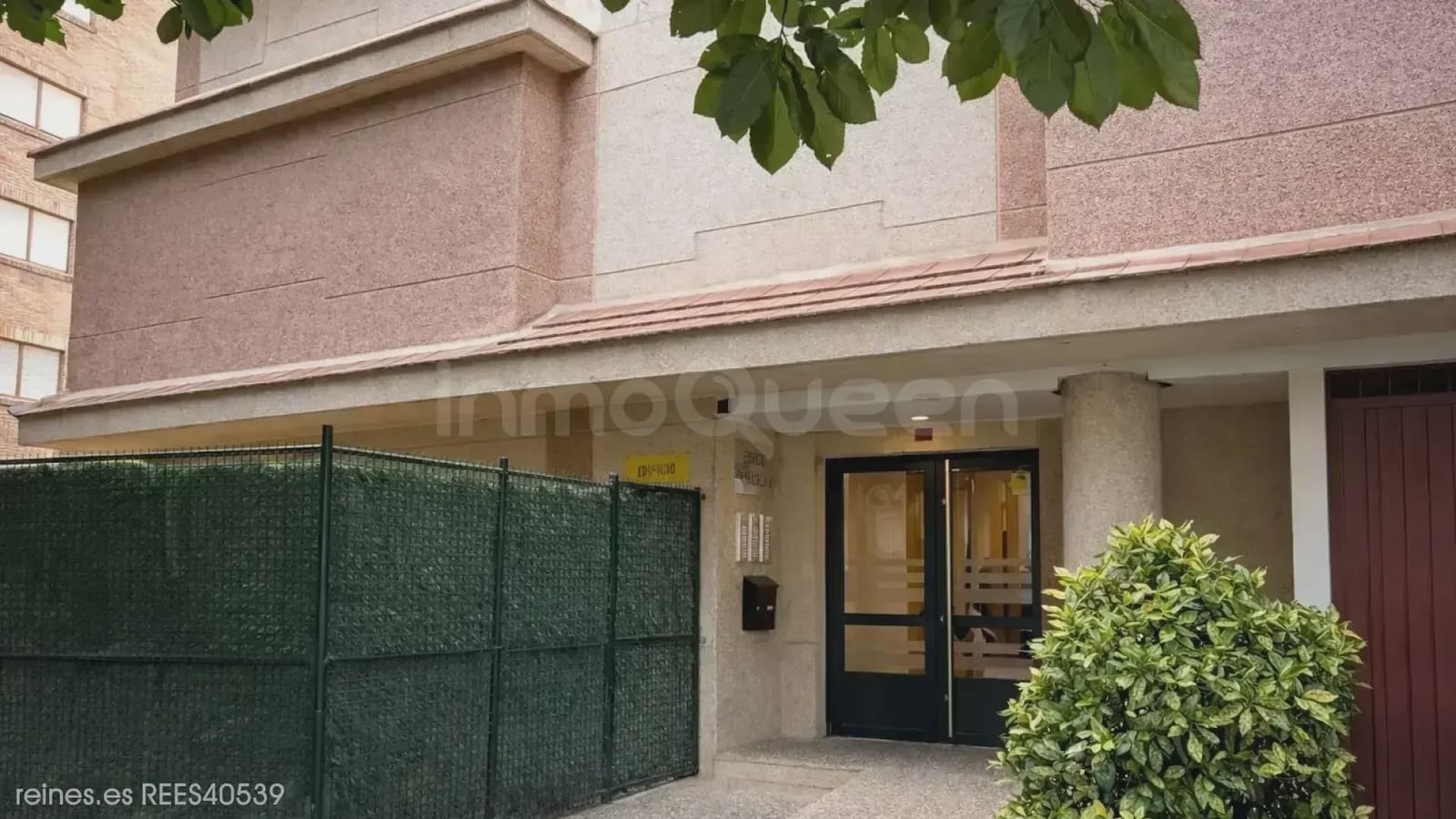 2 bedroom Flat for sale in Jaca - € 320,000 (Ref: 9797533)