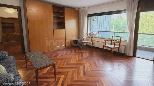 Piso de 4 habitaciones en Zaragoza ciudad en venta con garaje - 650.000 € (Ref: 9797534)