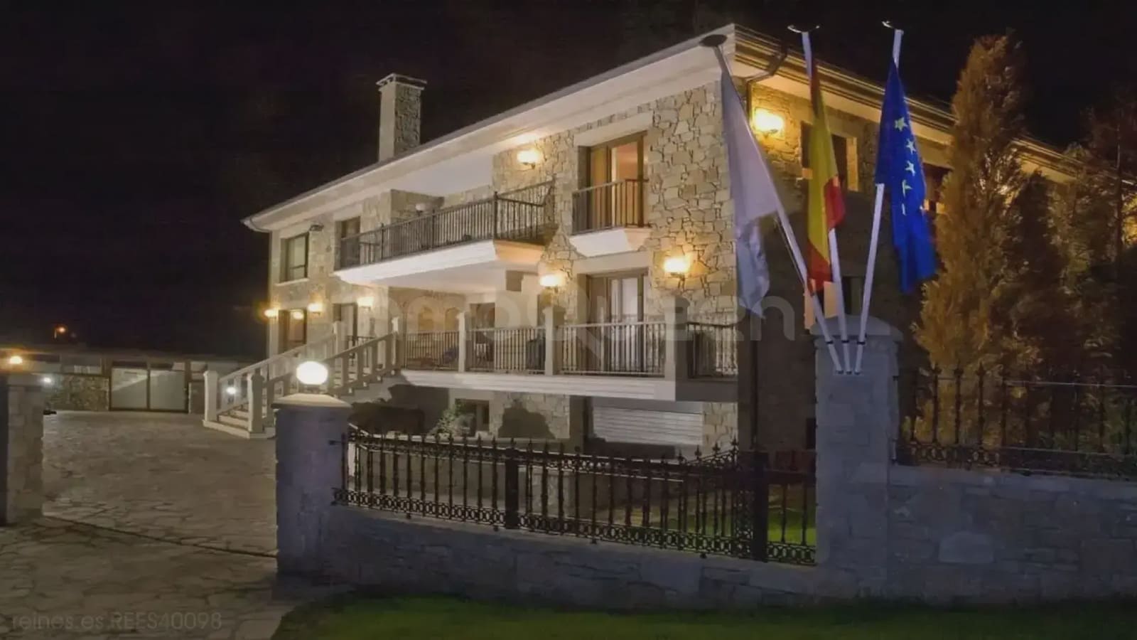 10 soverom Hotell til salgs i Foz med garasje - € 899 000 (Ref: 9798327)