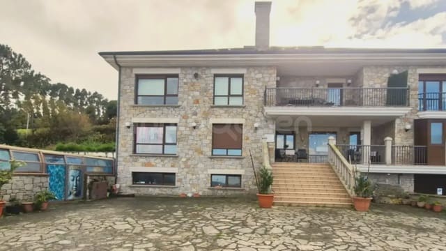 10 soverom Hotell til salgs i Foz med garasje - € 899 000 (Ref: 9798327)