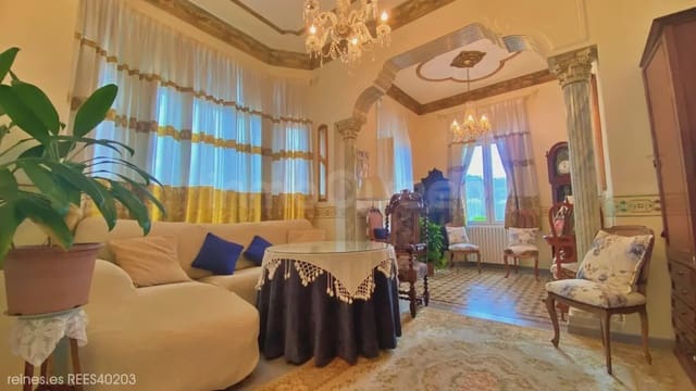 9 makuuhuone Omakotitalo myytävänä paikassa Barreiros mukana 
autotalli - 1 400 000 € (Ref: 9798329)